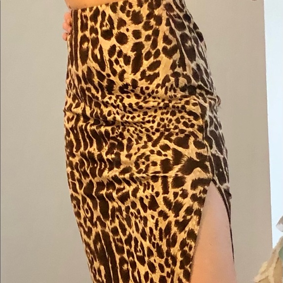 Guess leopard print high waisted skirt - Picture 1 of 5